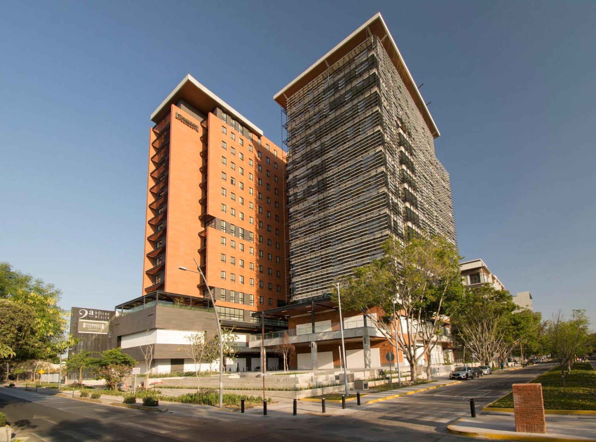 Staybridge Suites - Guadalajara Novena By Ihg Luaran gambar